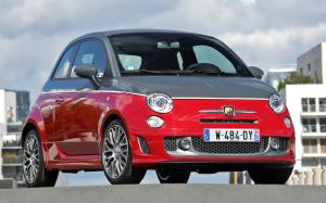 Abarth 595C Turismo 2012 года